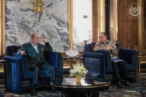 SULTAN IBRAHIM DIPERSEMBAHKAN TAKLIMAT MENGENAI PERKEMBANGAN SEMASA EKONOMI DAN KESELAMATAN NEGARA 