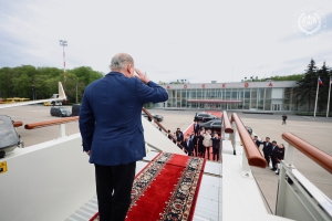 YANG DI-PERTUAN AGONG BERANGKAT PULANG SELEPAS MENGAKHIRI LAWATAN KHAS DI MOSCOW 